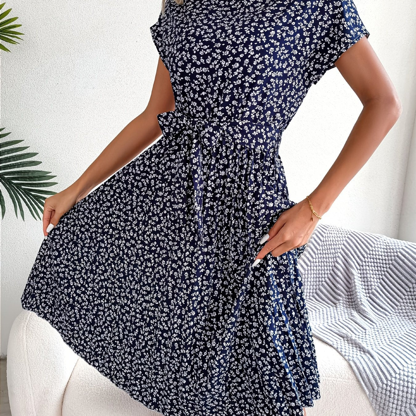 「lovevop」Stylish Floral Print Belted Dress, Crew Neck Short Sleeve Dress, Casual Every Day Dress, Women's Clothing