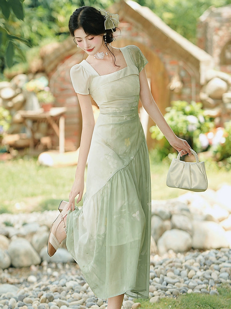 Cold artistic sense green dress summer women 2025 new temperament slim skirt unique and beautiful waist skirt