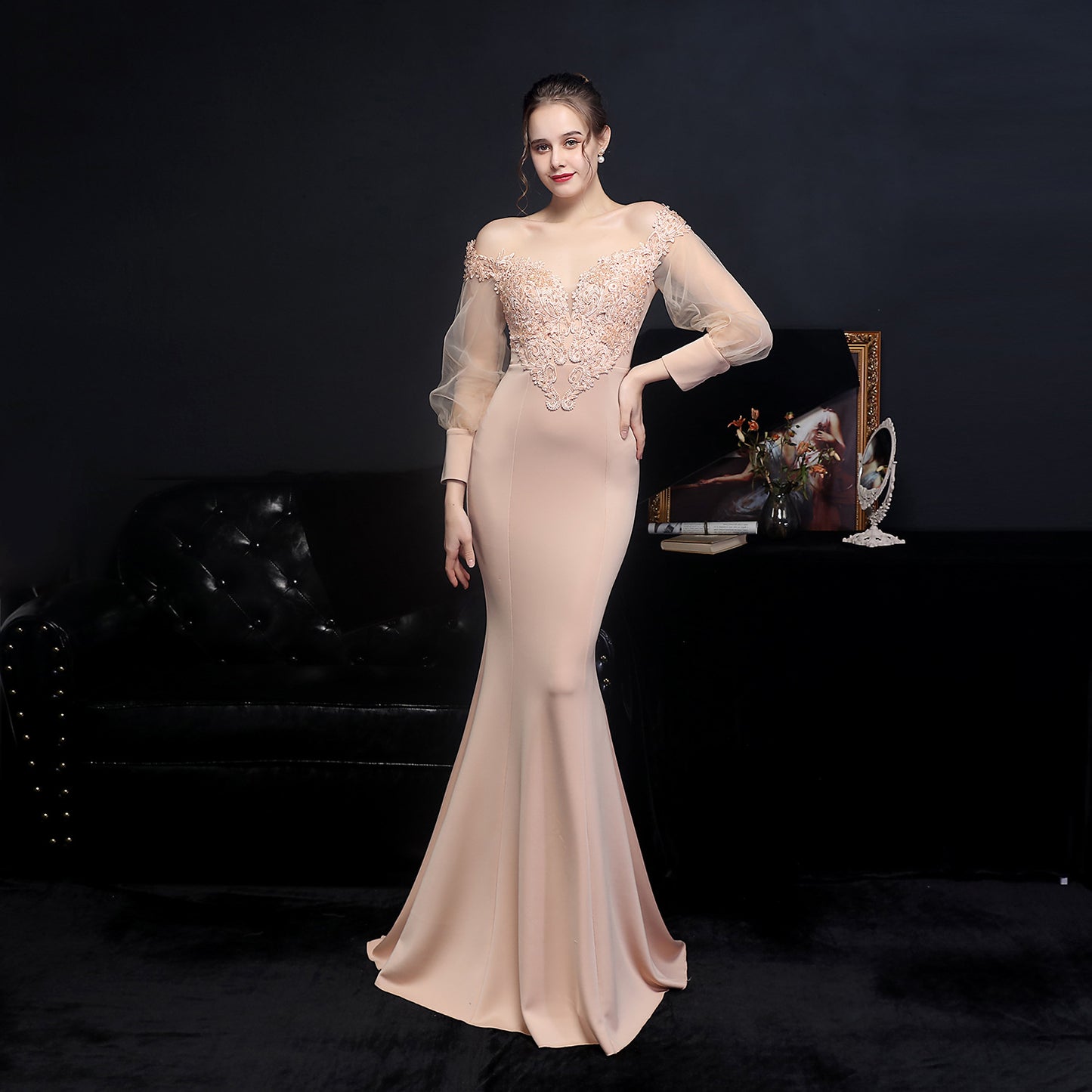 18612 #South Korean satin cloth full-craft lace ironing Popularan diamond long-sleeved evening dress trailing skirt