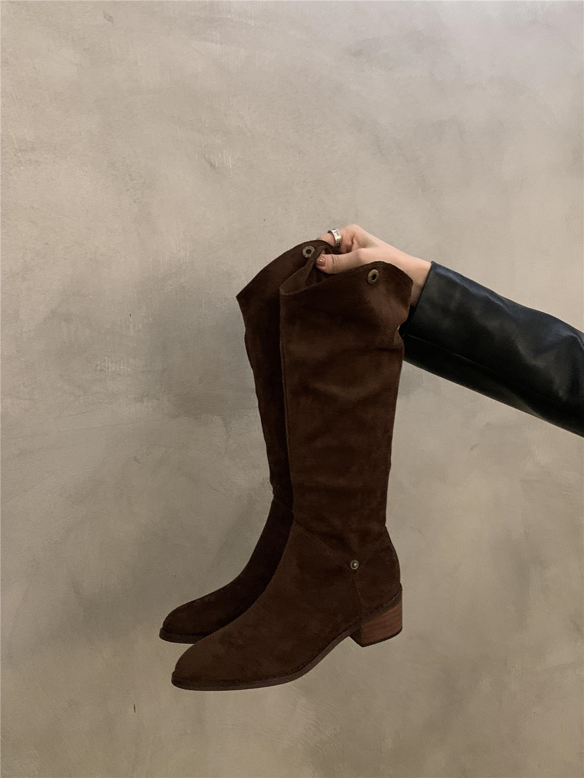2025 Frosted suede two-wear stacking boots, new outdoor western cowboy boots V-mouth long knight boots in autumn and winter popular