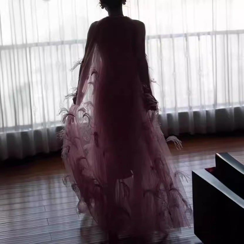 2025 New Chinese style beautiful wedding dress popular summer new sleeveless super fairy feather fairy skirt