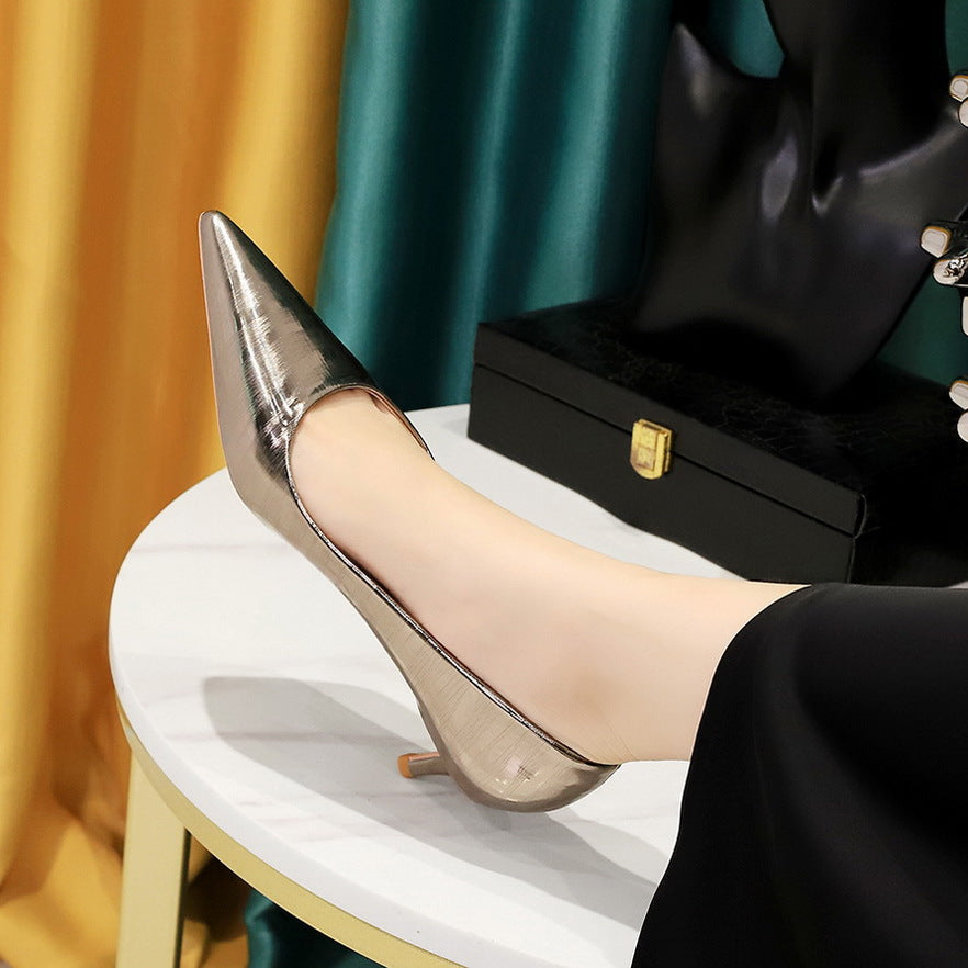 2025 1961-17 style metal embossed fine heel middle heel light mouth pointed retro women's shoes banquet spring and autumn single shoes