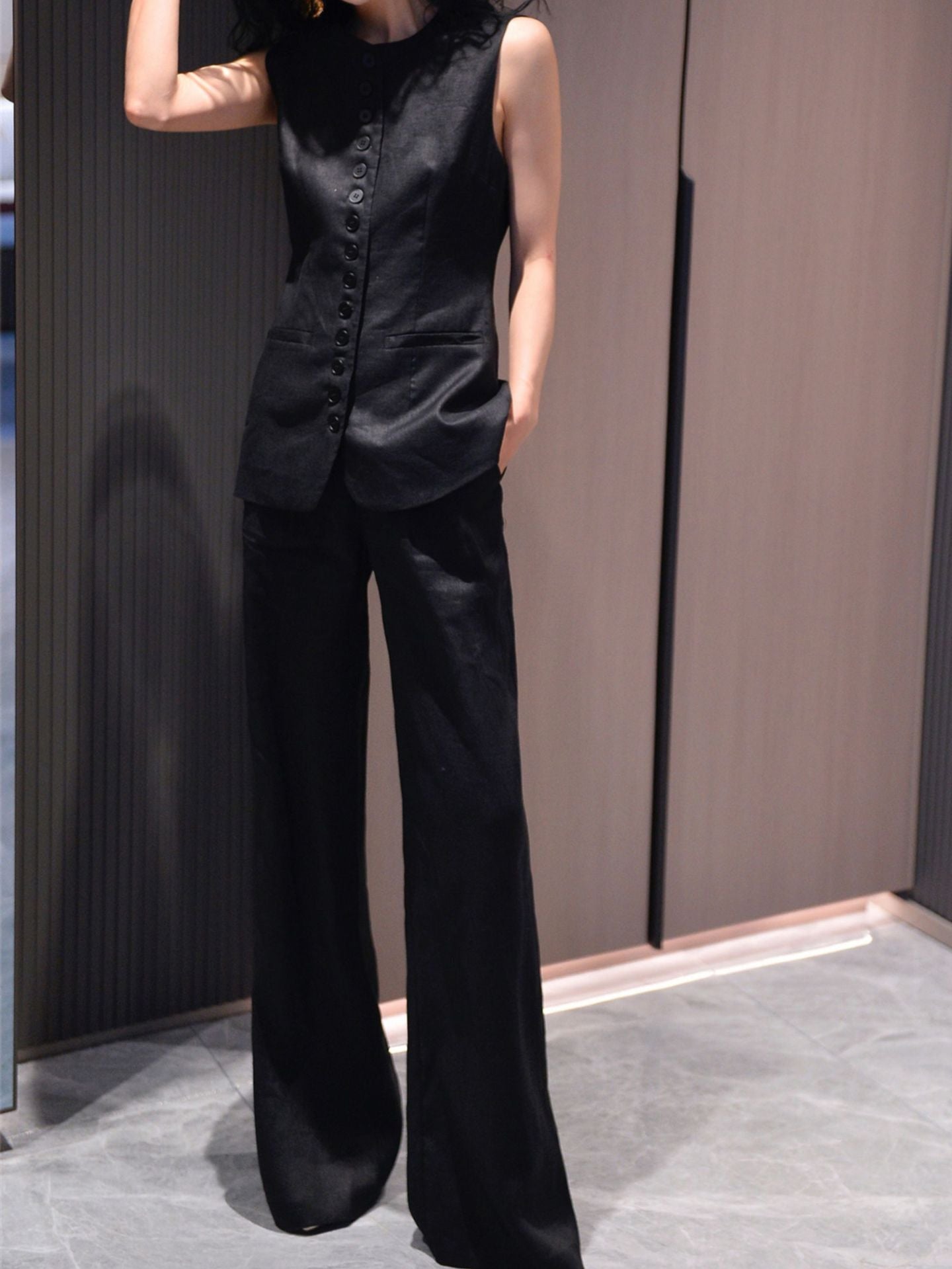 2025 High-end linen vest suit women's design sense fashion celebrity temperament suit vest wide-leg pants two-piece set