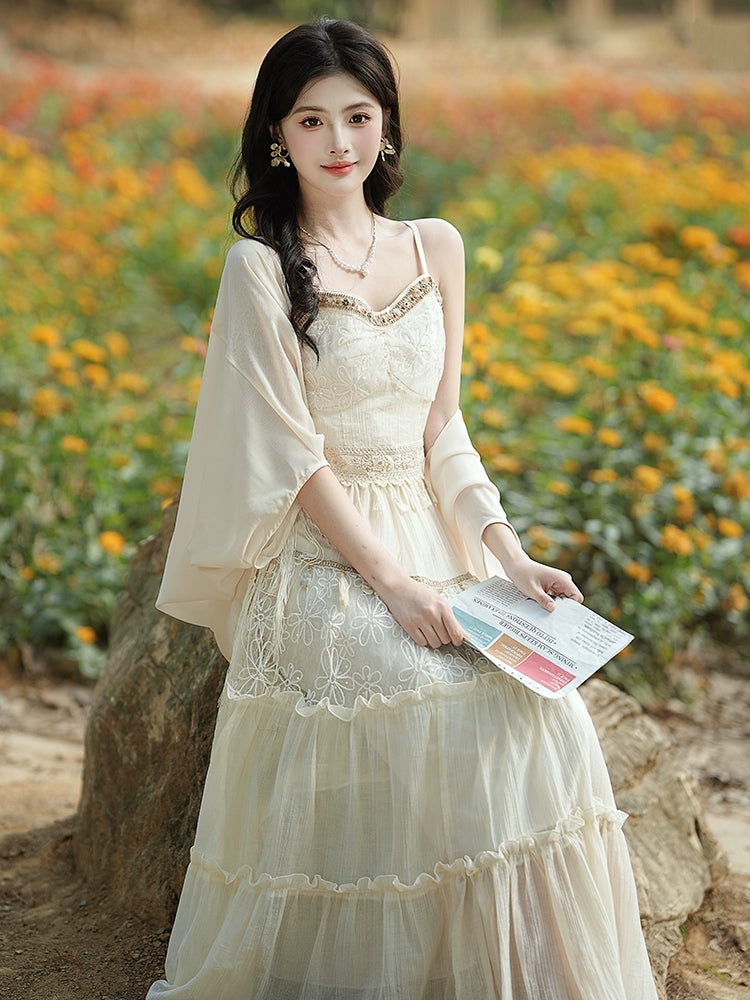 Bohemian retro dress women's summer seaside vacation skirt Yunnan Lijiang travel wear suspender suit