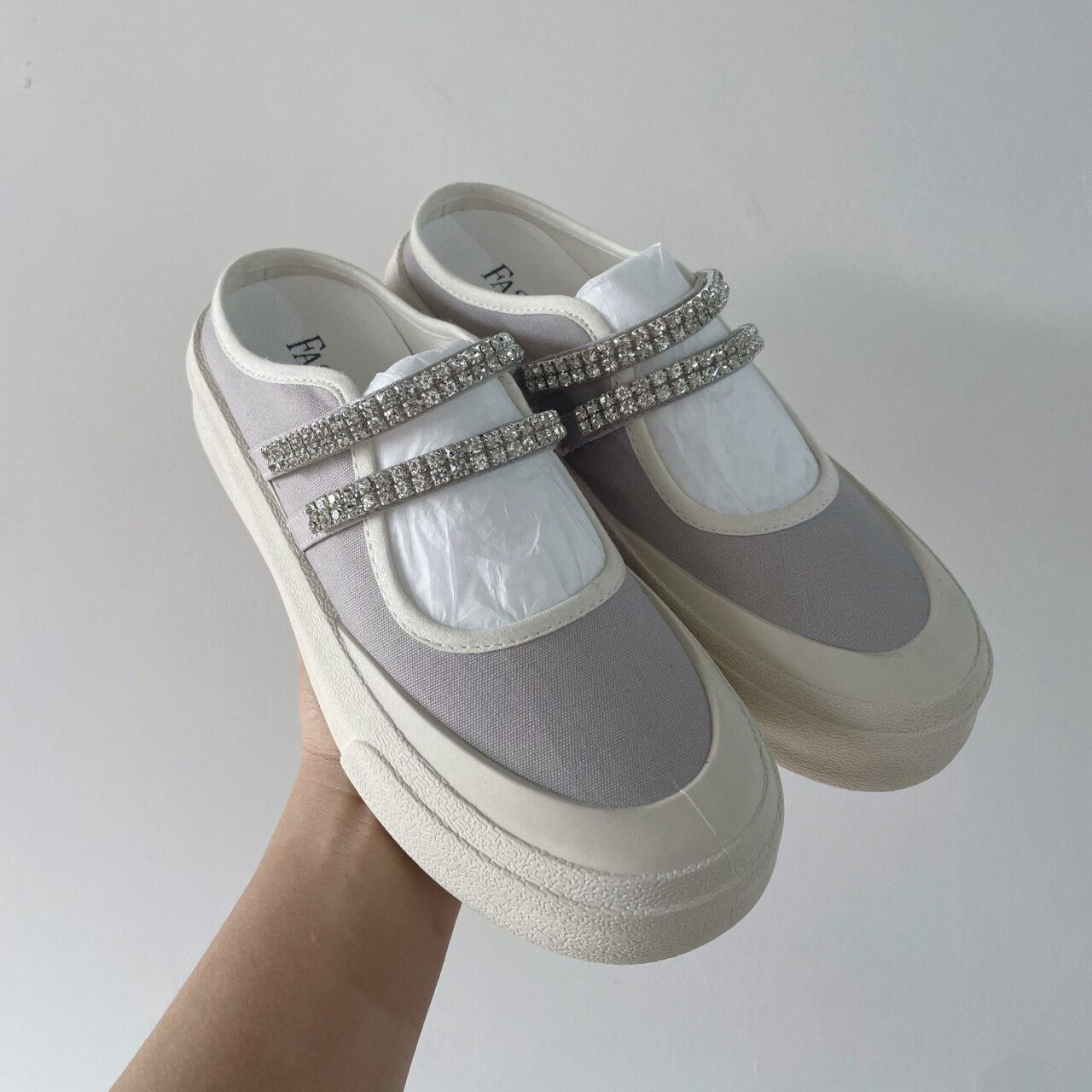 lovevop Summer Shoes For Women Sandals New Women's Shoes Flat-Bottomed Rhinestone Sports And Leisure Canvas Baotou Slippers