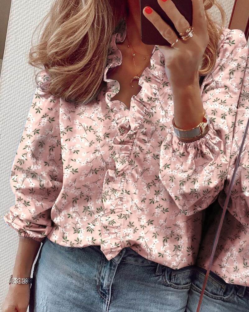 Long-sleeved ruffled women's shirt