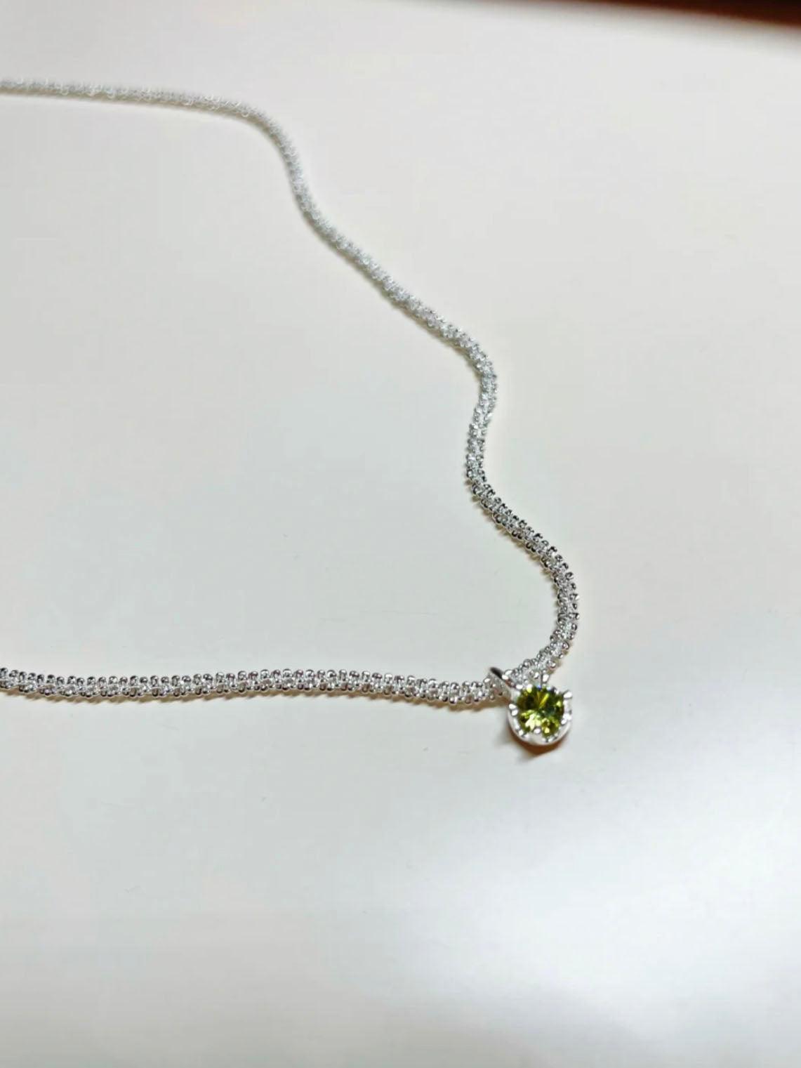 lovevop Vintage Olive Green Shinny Necklace