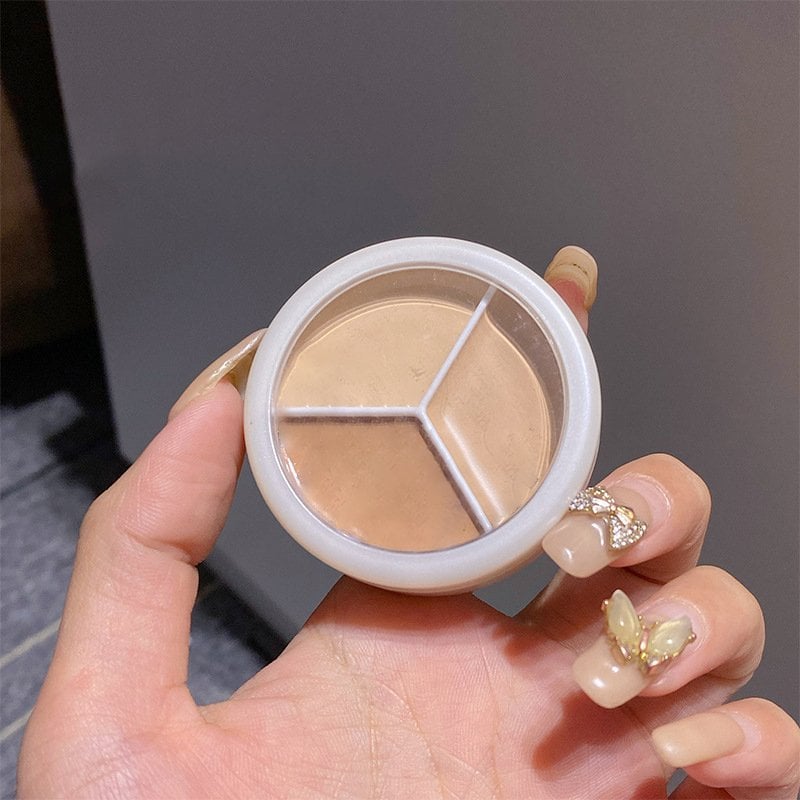 🔥Tri-Color Concealer Palette Of Covers Acne Marks Dark Circles💜Buy 1 get 1 free concealer brush💜