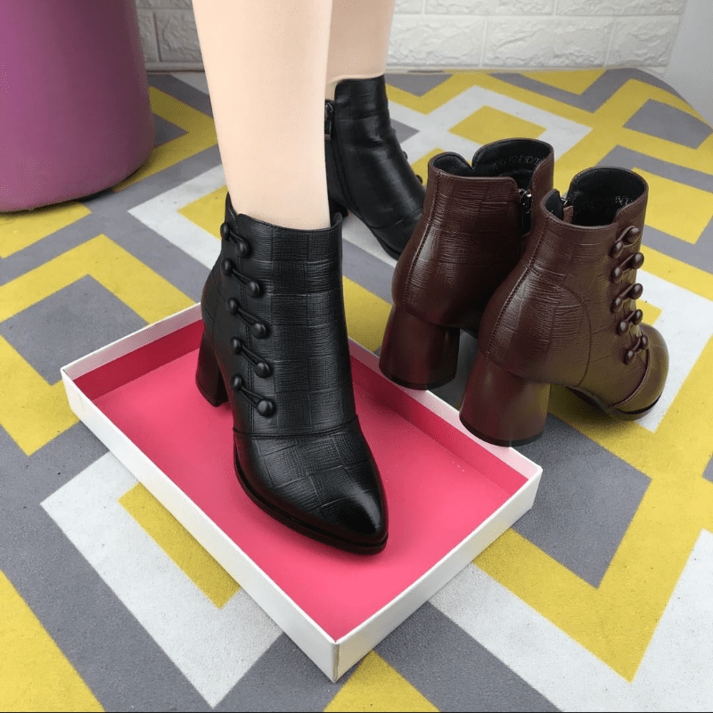 「lovevop」Chunky Heeled PU Leather Ankle Boots With Button Decor, Women's Footwear
