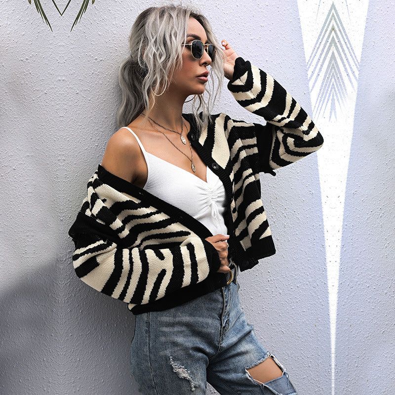 LOVEVOP women's clothing Hot new knitted sweater jacket short contrasting stripes splicing cardigan short