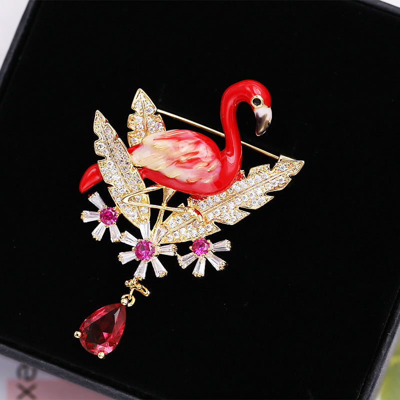 2025 Korean fashion coat accessories shine zircon temperament elegant coat high-end animal corsage flamingo brooch