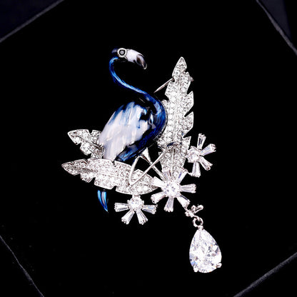 2025 Korean fashion coat accessories shine zircon temperament elegant coat high-end animal corsage flamingo brooch