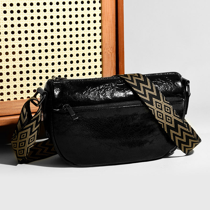 2025 New fashion leather messenger bag niche retro oil wax leather first layer cowhide shoulder bag casual versatile women's bag