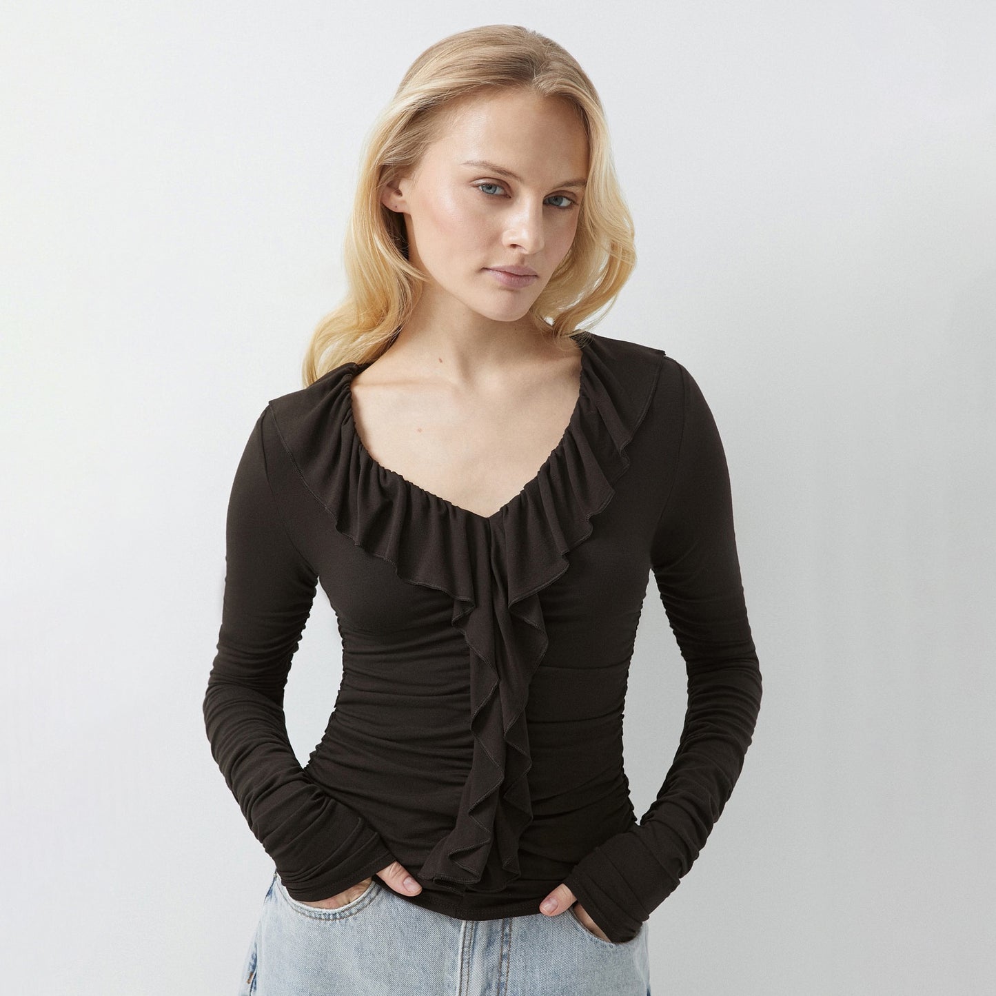 Chiffon shirt women's V-neck thin pleated design long-sleeved top spring three-dimensional tailoring commuter casual temperament top