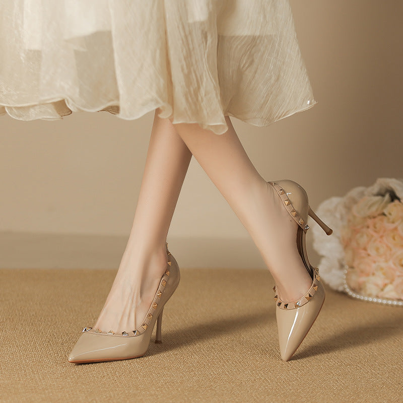 2025 966-A8 pointed thin heel high heels women's bag head side empty high heel sandals women's sexy rivet single shoes are not tired