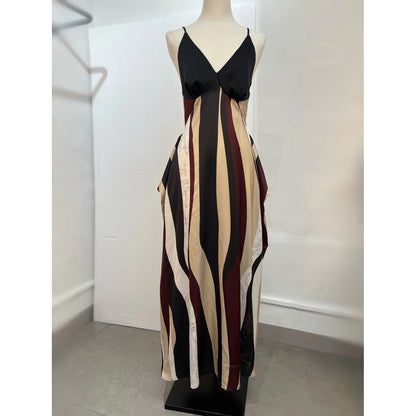 2025 Classical cold feeling retro distant mountain dai dou stacked silk satin niche design abstract printing stand-up dress