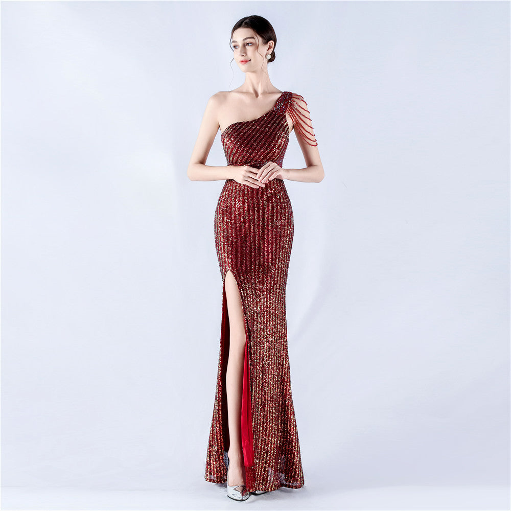 33010 #Popular trade dress heavy industry beaded single shoulder oblique collar high fork sequined dinner dress