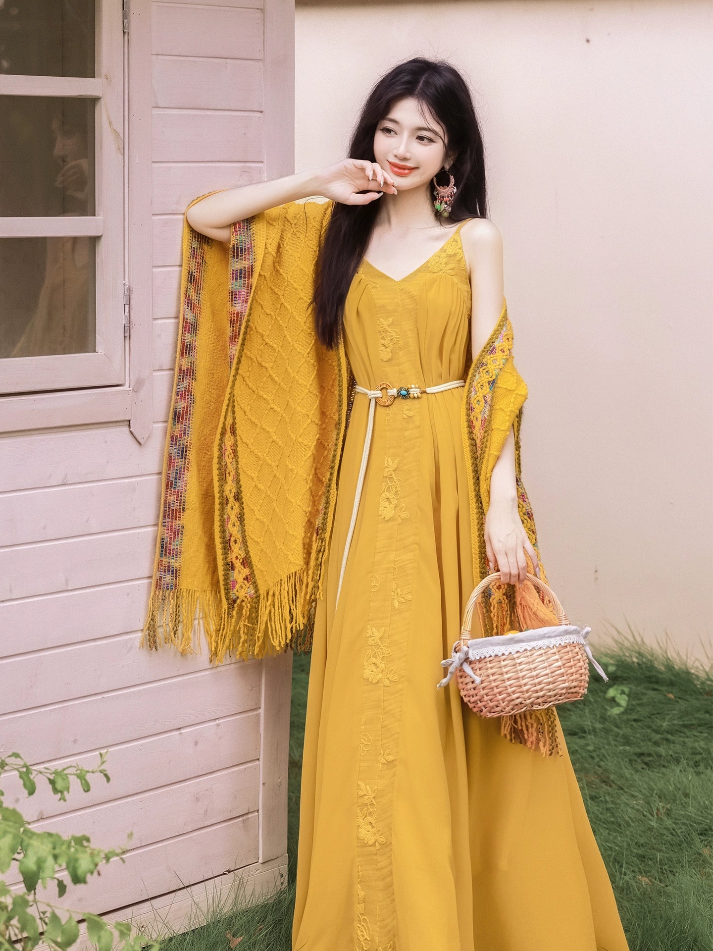 Summer is very beautiful, southern  seaside vacation dress, suspender long dress with shawl suit skirt, yellow grassland dress.
