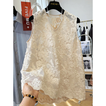 High-end Korean V-neck hollowed-out embroidered lace vest for women's summer stacking single wear sleeveless A-shaped top and shirt
