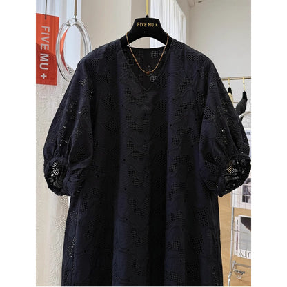 3604 Hollow lace lantern short-sleeved Korean V-neck dress for women's summer super good-looking unique and beautiful skirt