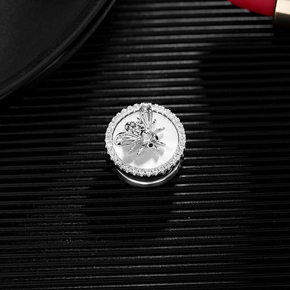 2025 Little bee magnetic anti-light artifact shell magnet brooch cute Japanese fixed clothes neckline accessories