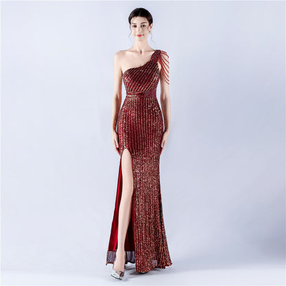 33010 #Popular trade dress heavy industry beaded single shoulder oblique collar high fork sequined dinner dress