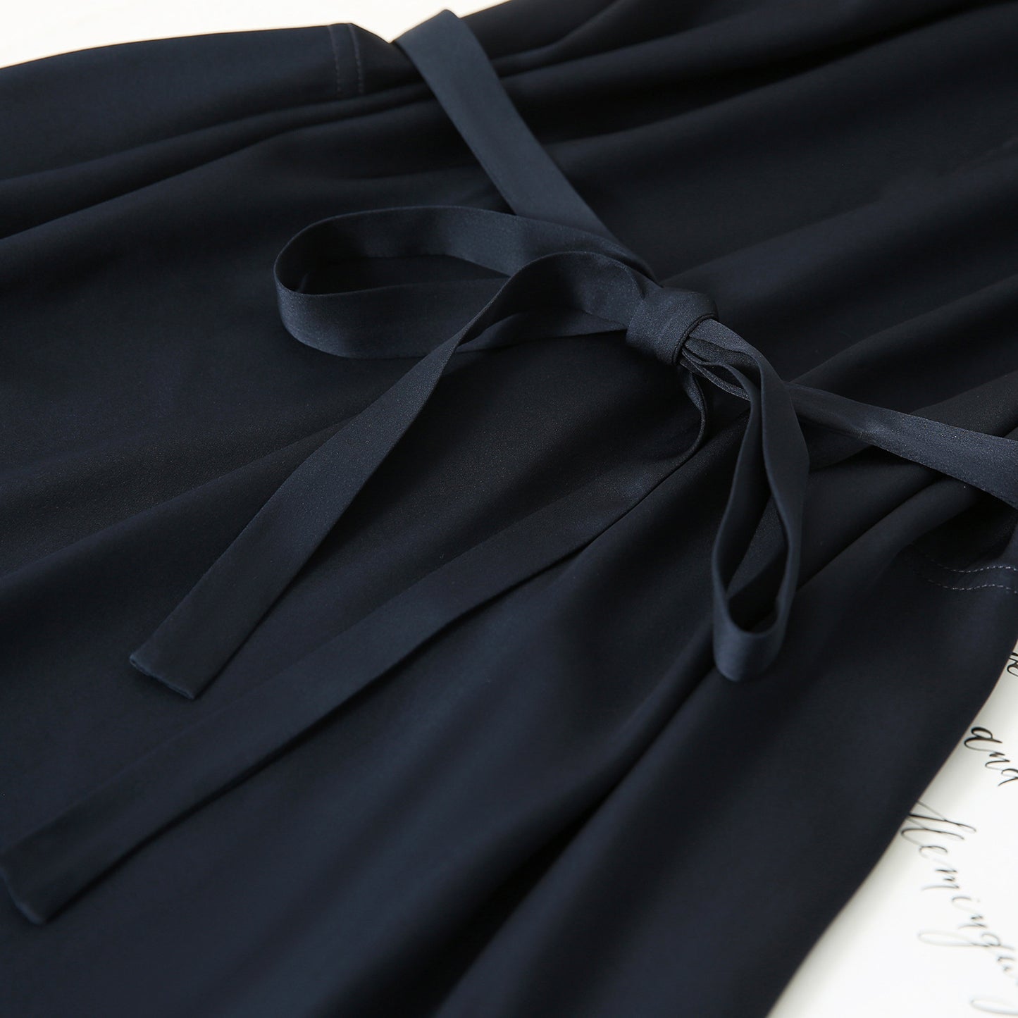 2025 Glossy, heavy silk dress, summer Hangzhou women's clothing medium and long, mulberry silk tooling shirt and skirt