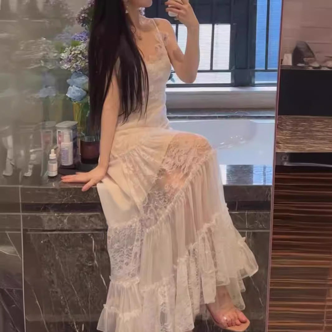 2025 Advanced temperament light familiar style exquisite exquisite Muse fan thin white suspender dress popular new summer