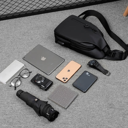 2025 New outdoor large-capacity messenger bag, simple and textured men's breast bag, fashionable and trendy shoulder bag, one piece for delivery.