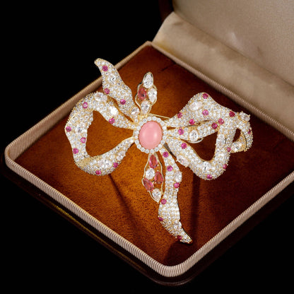 2025 Haute couture jewelry heavy industry queen shell micro-inlaid zircon bow brooch high-end luxury coat suit accessories