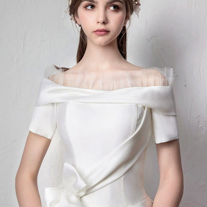 2025 light wedding dress certificate registration dress small white dress satin door dress Korean temperament small bride engagement