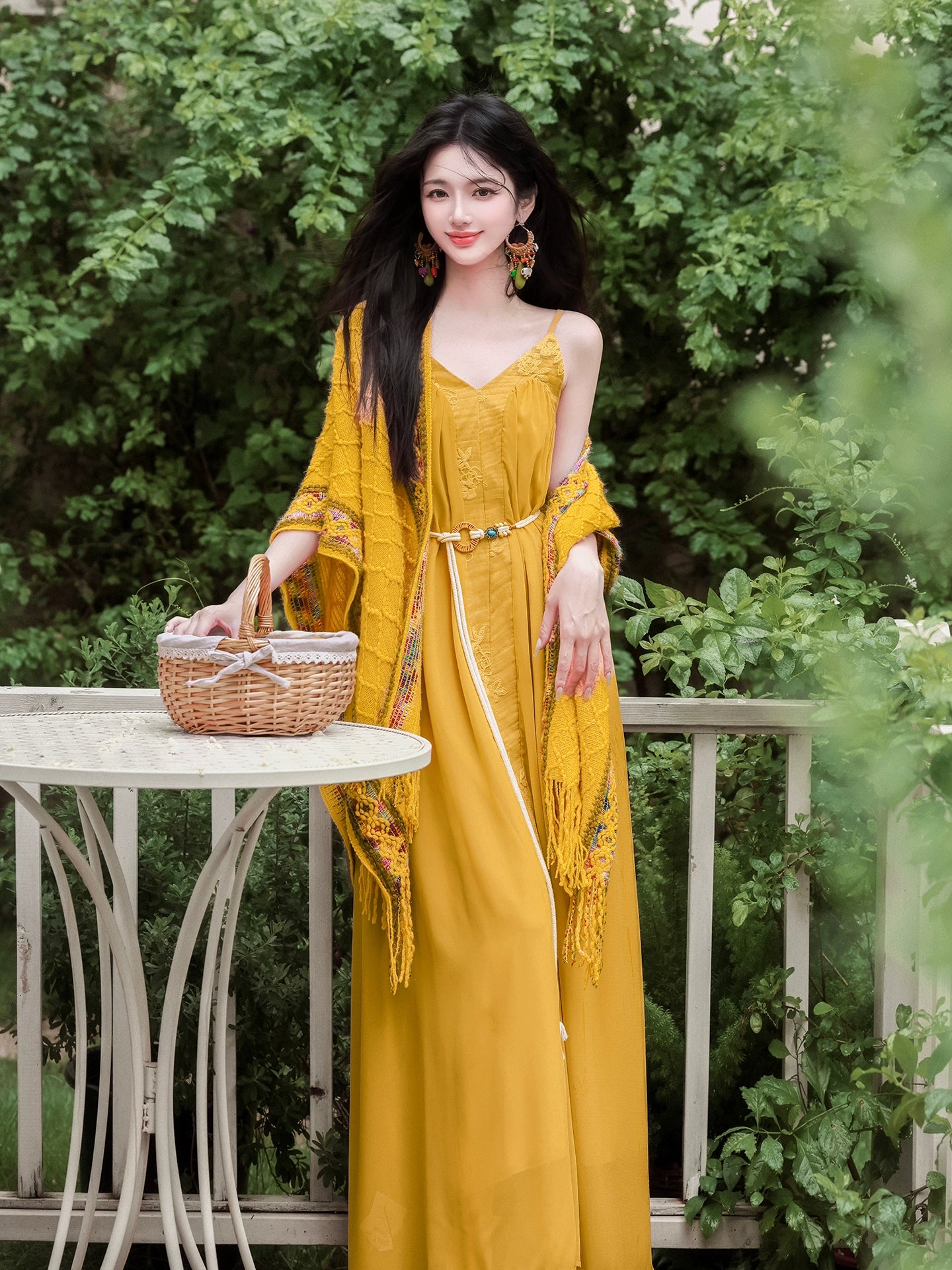Summer is very beautiful, southern  seaside vacation dress, suspender long dress with shawl suit skirt, yellow grassland dress.