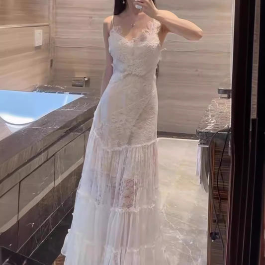 2025 Advanced temperament light familiar style exquisite exquisite Muse fan thin white suspender dress popular new summer