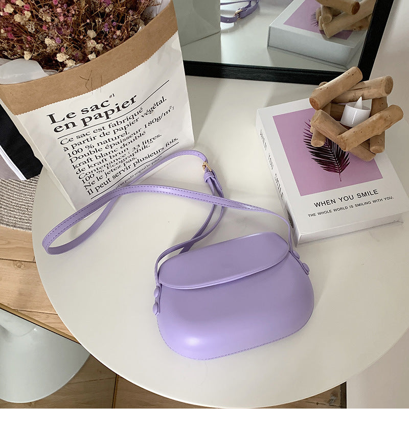 LOVEVOP 2025 Summer new ins red saddle bag messenger bag Hong Kong style retro pressing case mobile phone bag mini messenger bag