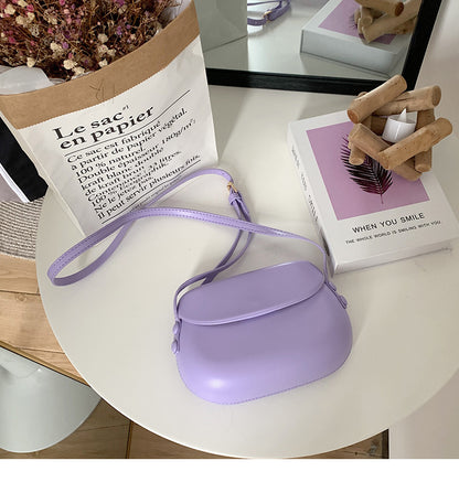 LOVEVOP 2025 Summer new ins red saddle bag messenger bag Hong Kong style retro pressing case mobile phone bag mini messenger bag