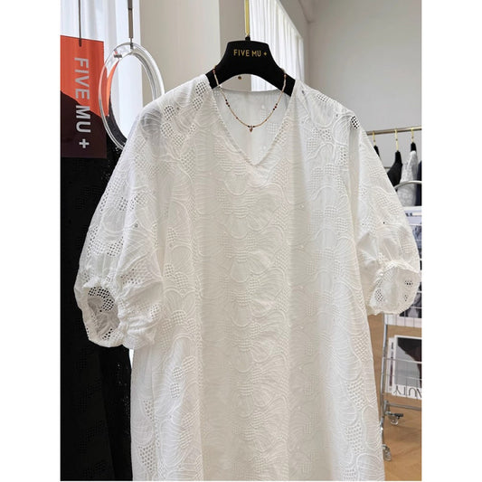 3604 Hollow lace lantern short-sleeved Korean V-neck dress for women's summer super good-looking unique and beautiful skirt