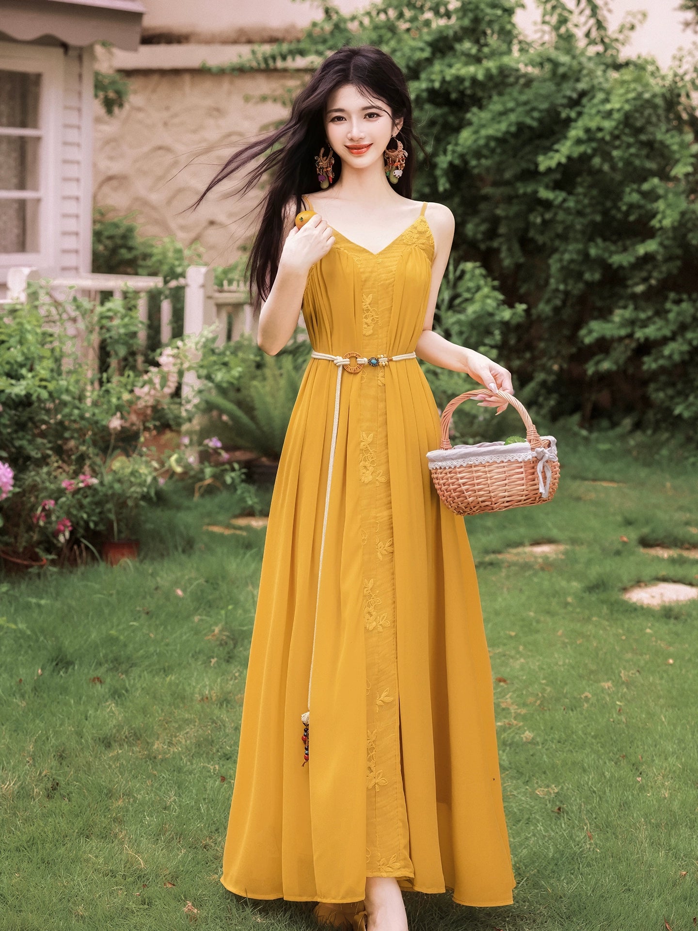 Summer is very beautiful, southern  seaside vacation dress, suspender long dress with shawl suit skirt, yellow grassland dress.