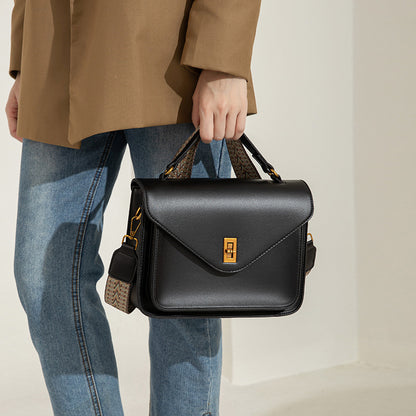 2025 Bag autumn and winter versatile soft leather high-end mail carrier bag simple fashion temperament shoulder bag texture messenger bag women