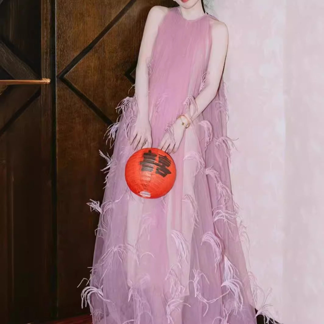 2025 New Chinese style beautiful wedding dress popular summer new sleeveless super fairy feather fairy skirt