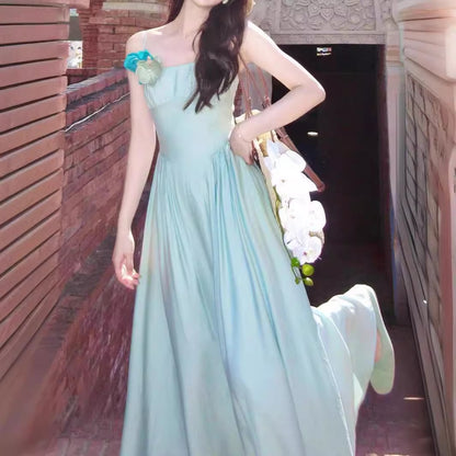 2025 Mint soda blue-green pendulum temperament dress fairy suspender long dress popular new seaside vacation