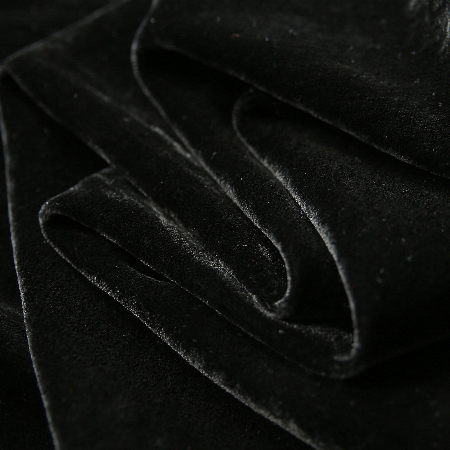 2025 Mulberry silk, velvet small black dress, silk velvet high-end dress  spring and summer new Hepburn style women's clothing