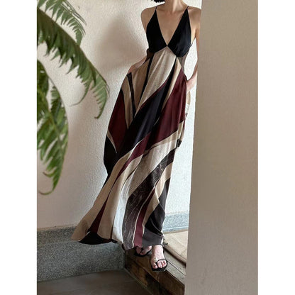 2025 Classical cold feeling retro distant mountain dai dou stacked silk satin niche design abstract printing stand-up dress