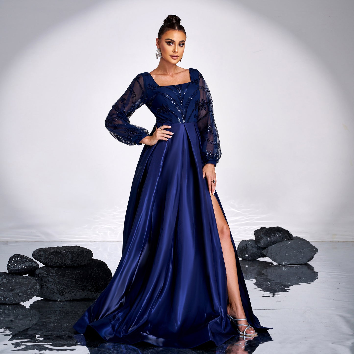 2025 high-end temperament long-sleeved square collar long sequined banquet big pendulum evening dress bridesmaid dress women