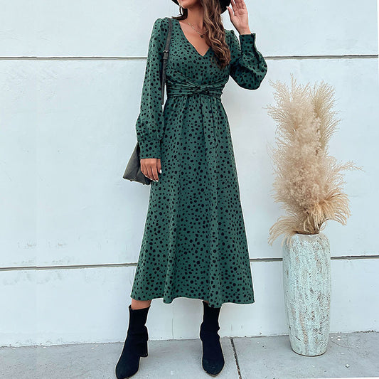 LOVEVOP Cross-border  Hot autumn 2025 medium and long skirts commuter V-neck kinked leopard print dress