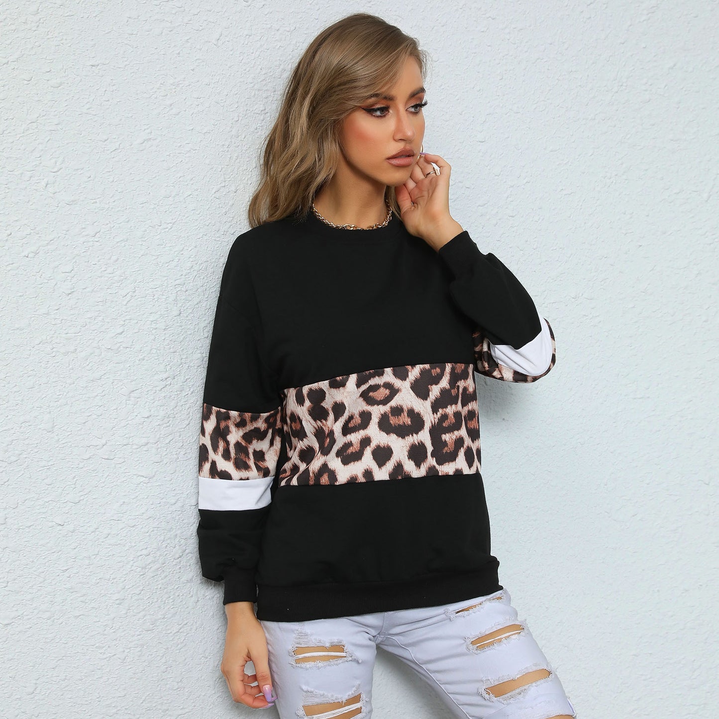 LOVEVOP  Popular trade women's clothing popular autumn 2025 contrasting color pullover top round neck fashion street leopard print splicing sweater