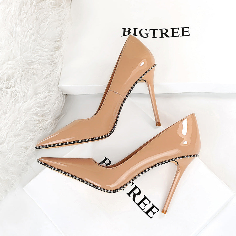 2025 9611-2  sexy super high heel retro metal chain rivet patent leather shallow mouth pointed high heels women's single shoes