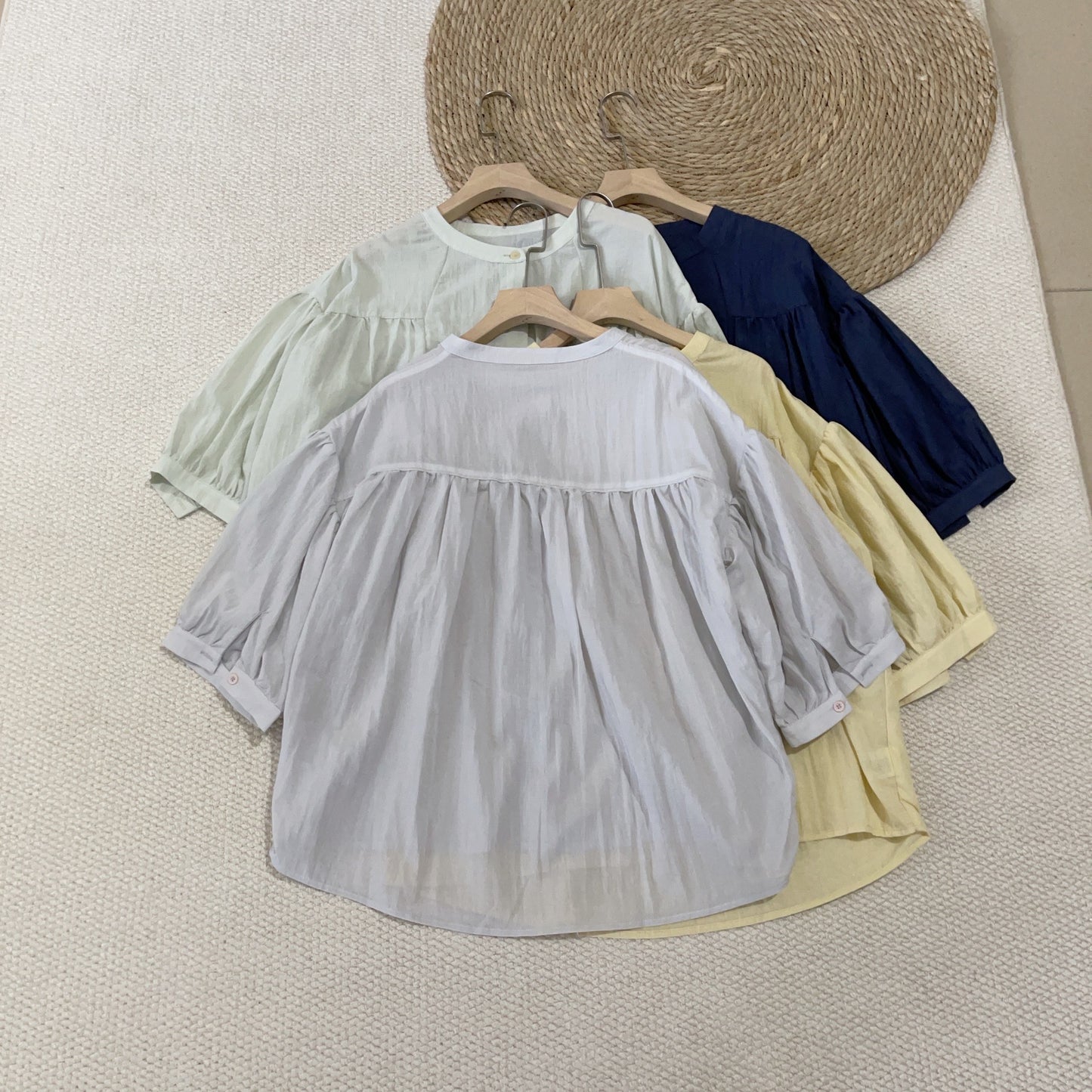 2025 Summer Japanese Literature and Art Mori Small Stand-Up Collar Middle Sleeve Color Button Doll Shirt Small Shirt