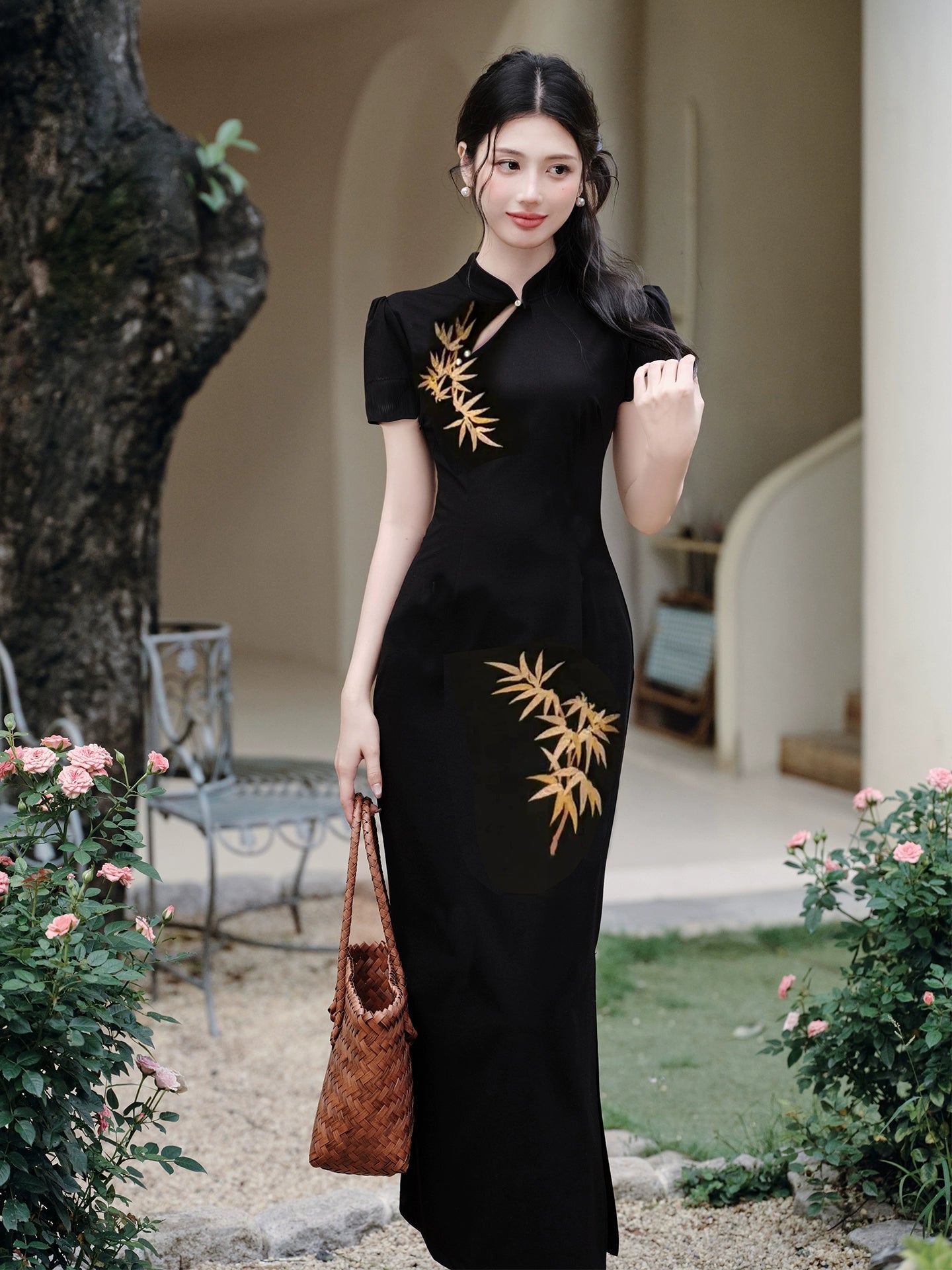 Summer women's clothing new Chinese style black national style golden bamboo embroidered retro cheongsam dress elegant temperament hip-wrapped dress