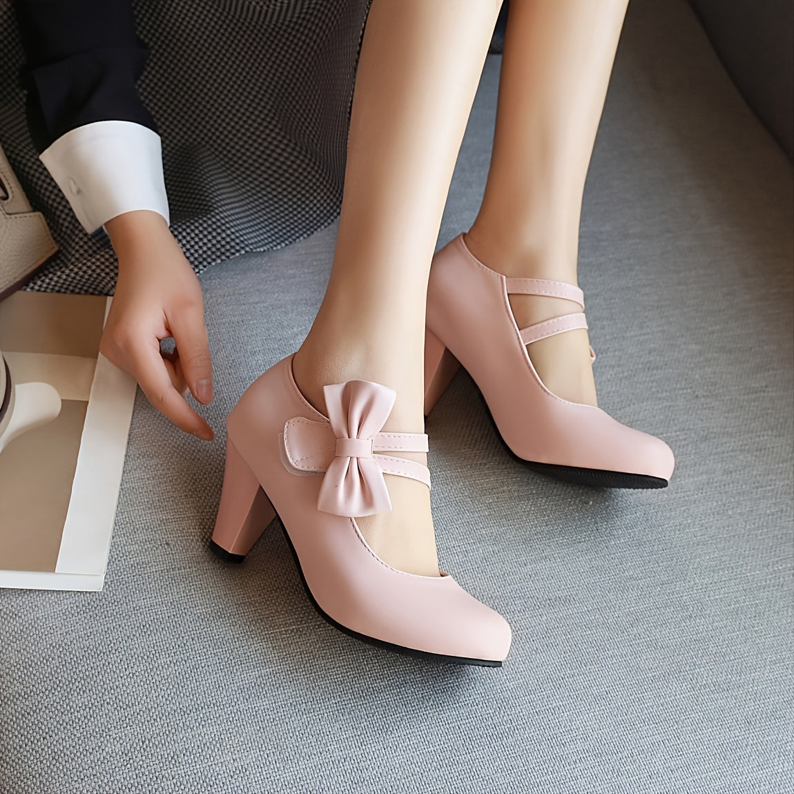 Stylish Kitten Heel Pumps - Round Toe, Bowknot Ankle Strap, PU Leather, Fashionable Dance Work Dress Shoes for Women - Comfortable, Chunky, Versatile Footwear for Various Occasions