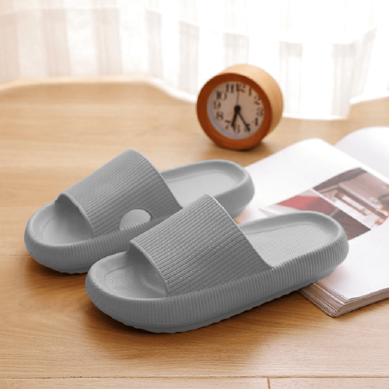 「lovevop」Women's Soft & Comfy Indoor Pillow Slides - Solid Color Open Toe Slippers for Bathroom & Home